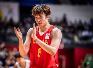 易建联NBA生涯平均数据全解析，中国篮坛巨人的美职篮足迹