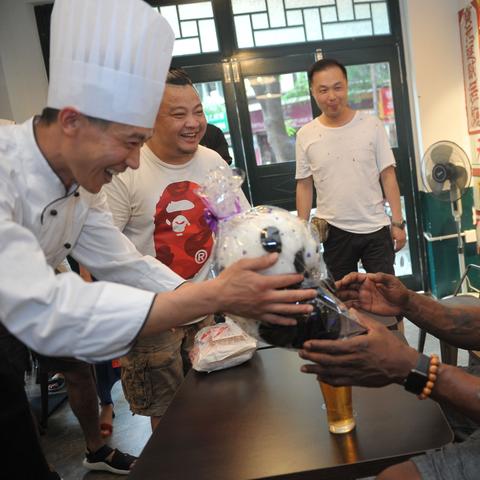 最强NBA本华莱士,草根逆袭的防守图腾,铁血活塞的终极底牌 最强NBA本华莱士,草根逆袭的防守图腾,铁血活塞的终极底牌
