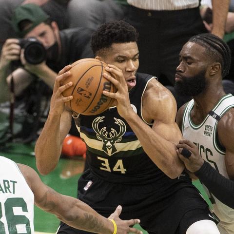 NBA乐透抽签代表，一名球员、一座城市与一场命运的赌博
